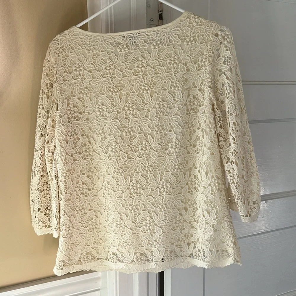 Talbots Ivory Lace Top Size 10P - Picture 2 of 3